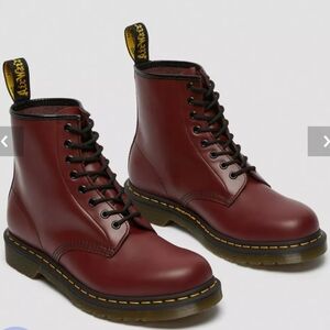 Dr. Marten 1460 Smooth Leather Boots Size US 5, EUR 37
